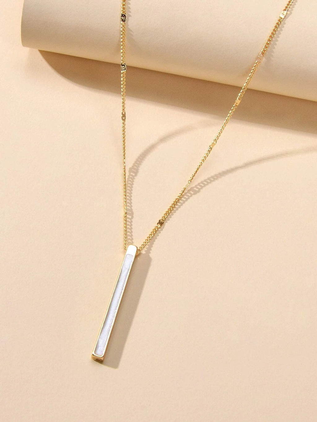 Fashion Jewellery Gold Chain White Enamel Bar Pendant Necklace Women Accessories